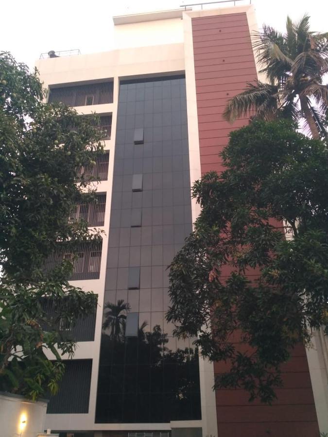 Iswarya Residency Hotel Kottayam Exterior foto